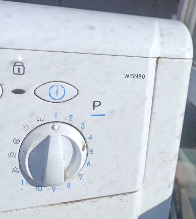 Пральна машина Indesit WISN 80. Працює. Робоча