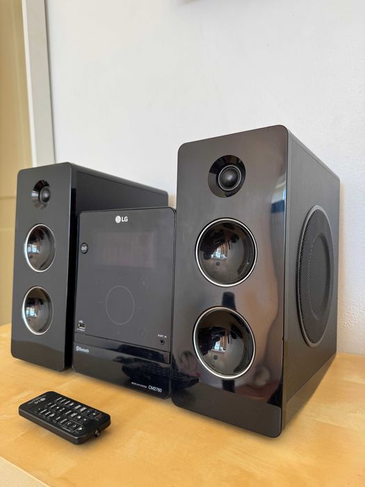 Coluna / Sistema de Som LG CM2760 Micro Hi-Fi