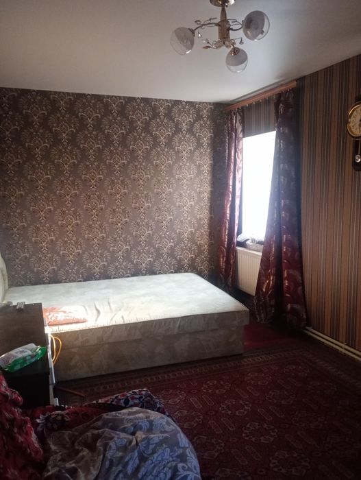 Продаж 1/2 частини будинку.