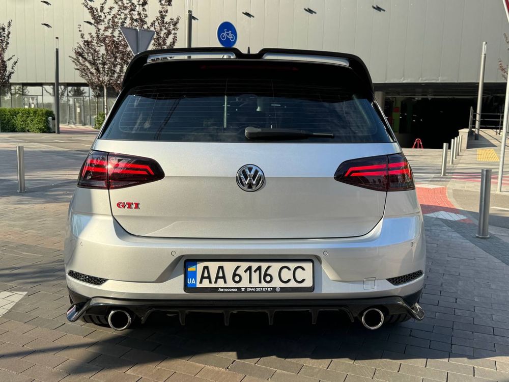 Volkswagen golf gti perfomance