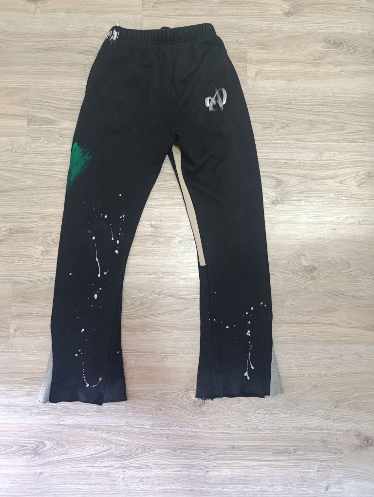 Продам штани gallery dept. Ціна 750 грн