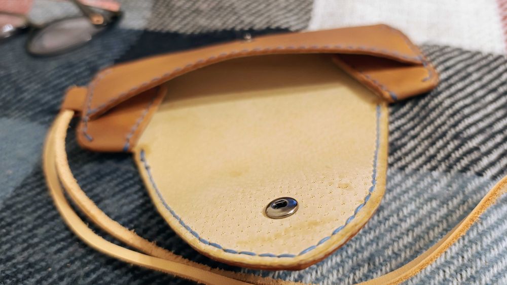 bar Skóroszyj - etui na okulary z rzemieniem WYPRZEDAŻ