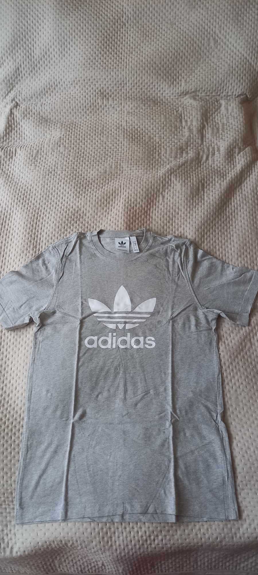 T-shirt męski Adidas  rozmiar S jak nowy !!