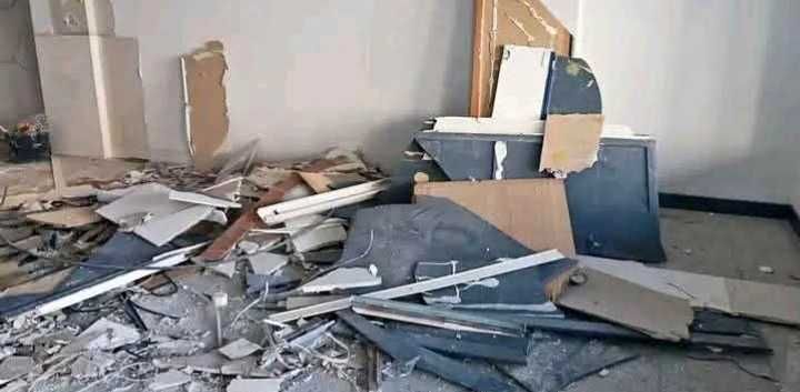 Recolho entulho madeiras pladur verdes