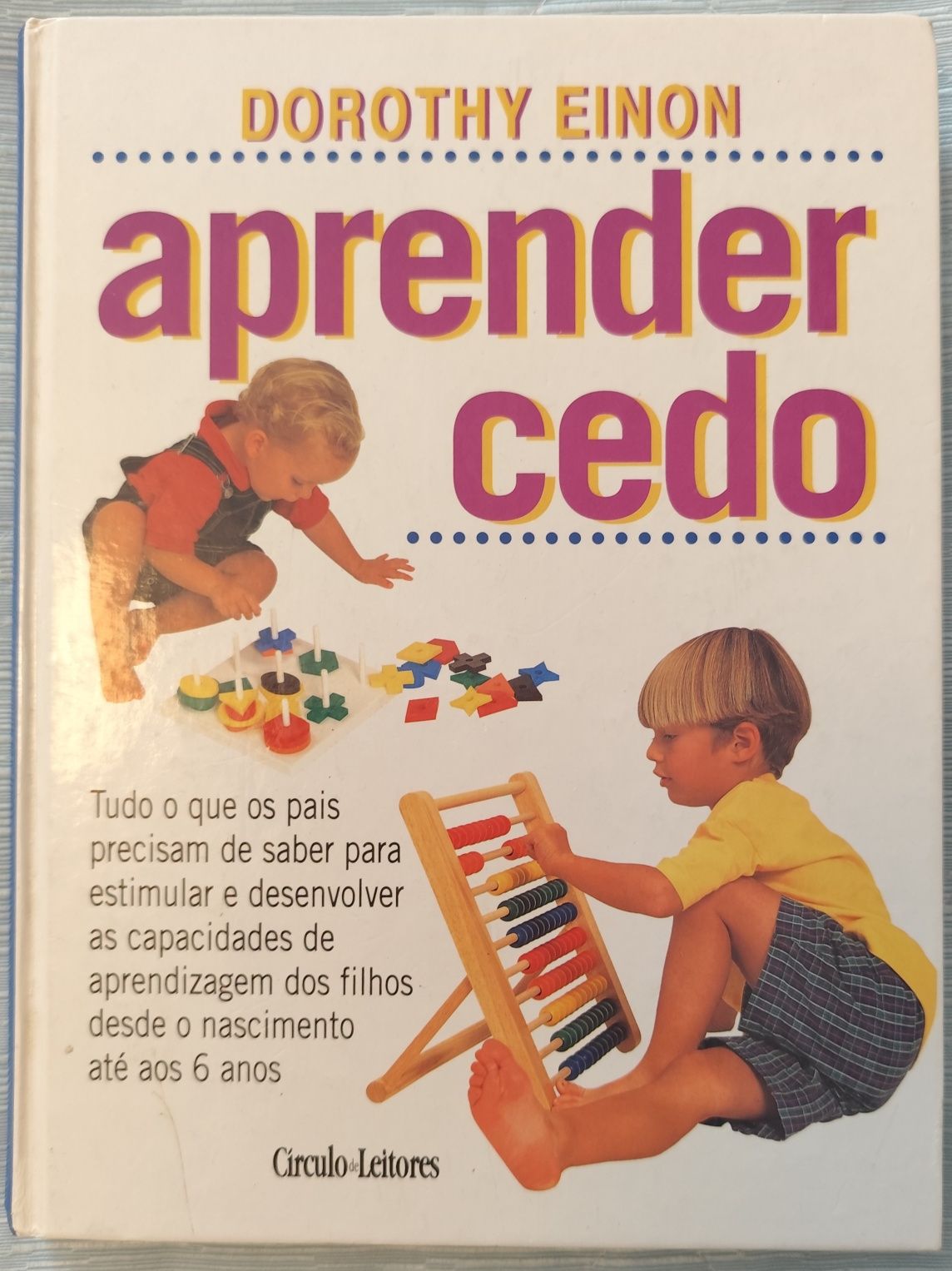 Livros infantis variados