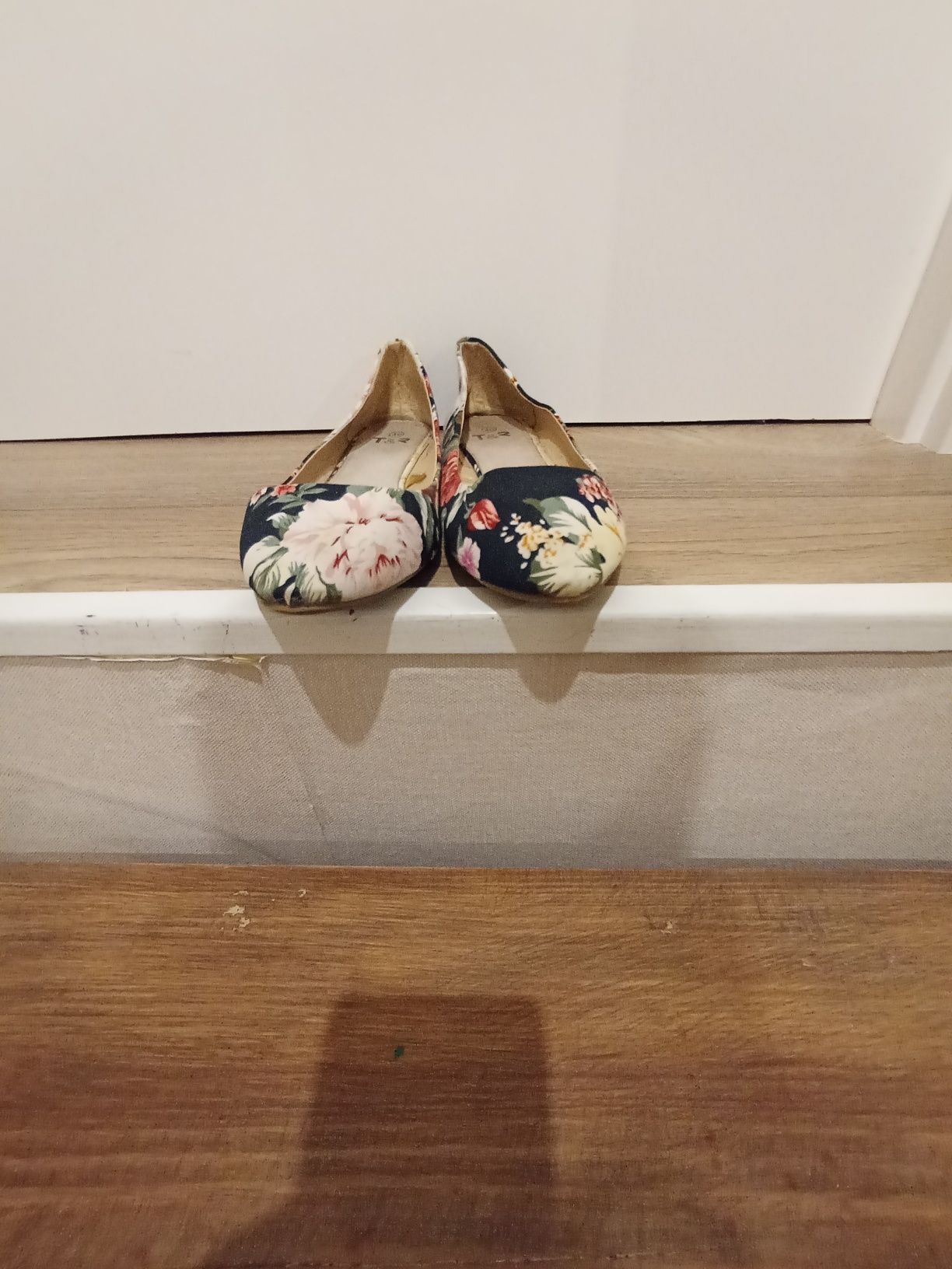 Buty w rozmiarze 40