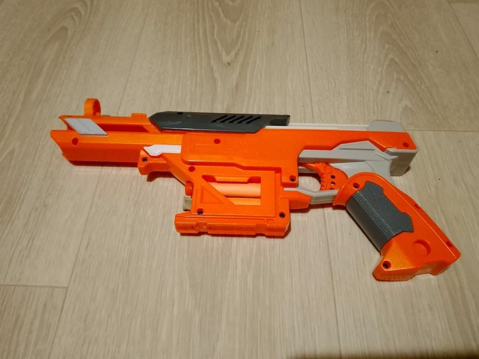 Бластер Nerf firestrike elite