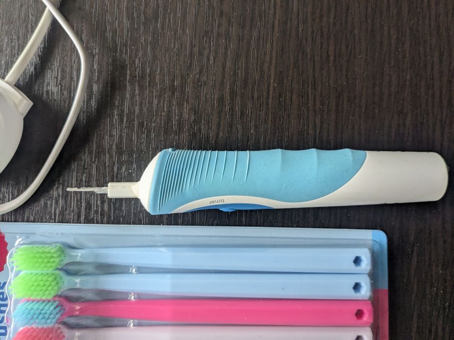 Szczoteczka elektryczna Oral-B szczoteczki manualne