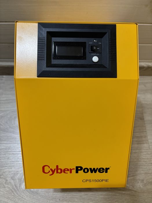 Джерело безперебійного живлення CyberPower CPS1500PIE