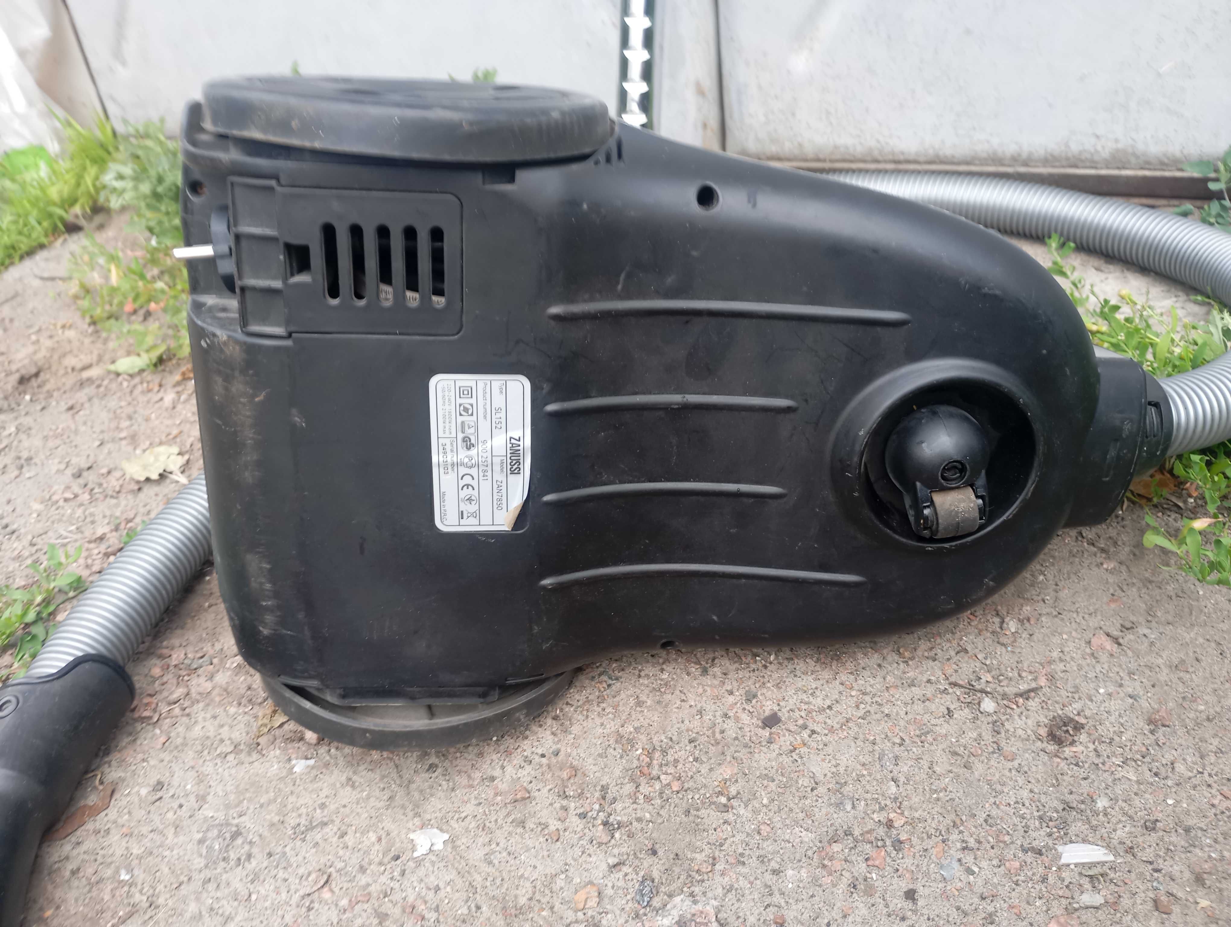 Пилосос Zanussi ZAN7850