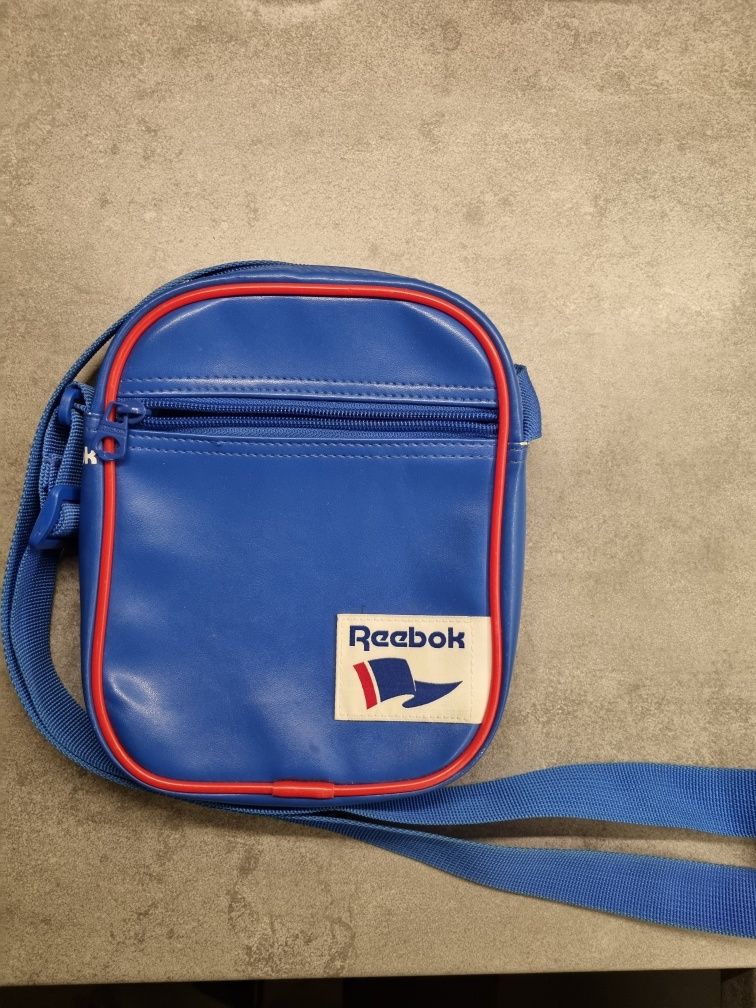 Sprzedam torebkę Reebok