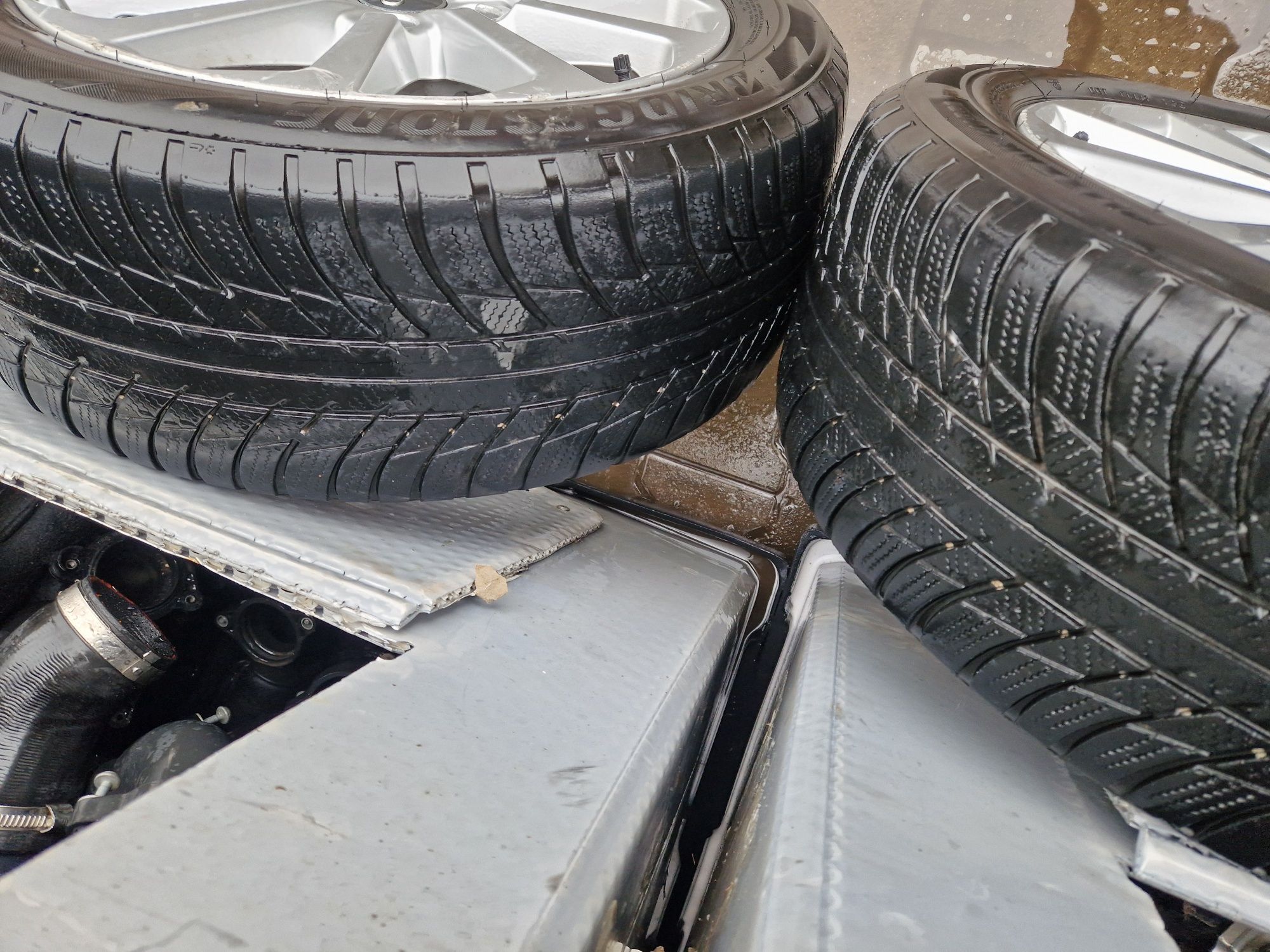 Oryginalne Koła Audi A3 8V0 215/55R17 Bridgestone zima 4mm 18r.