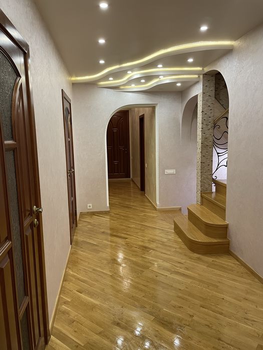 Аренда дома с бассейном . Посуточно