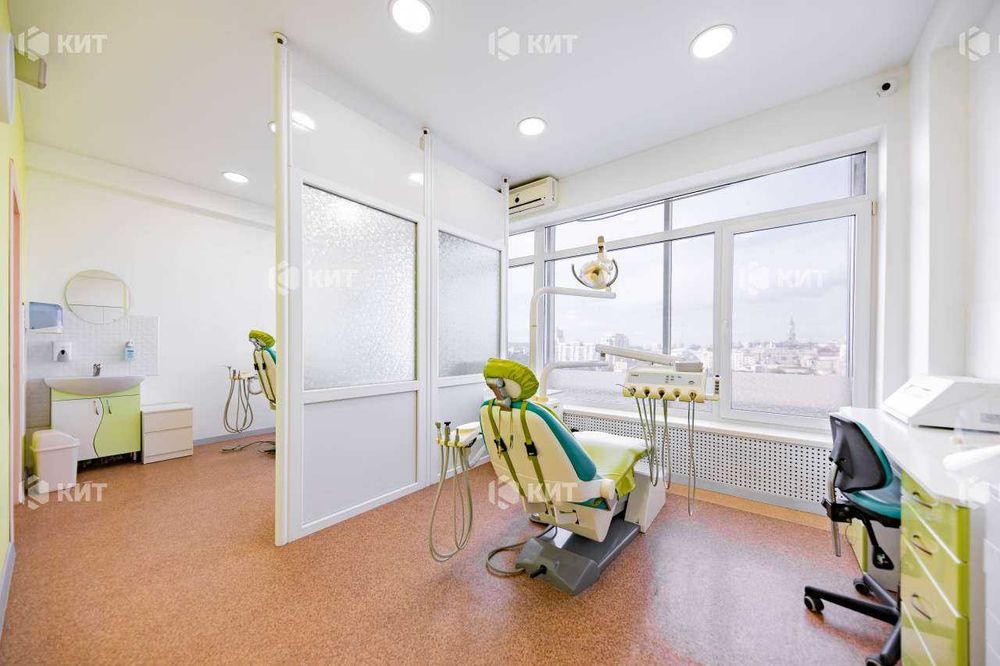 Офіс 80м2 Центр (м.Левада, ул. Гимназическая набережная 24) 130100