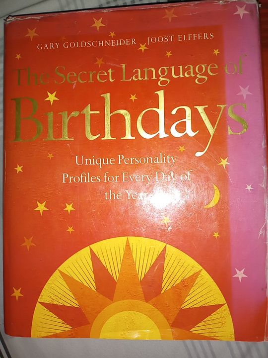 Книга "Тайный язык дней рождения"