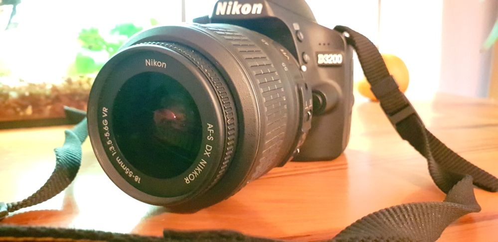 Фотокамера со сменным объективом Nikon D3200