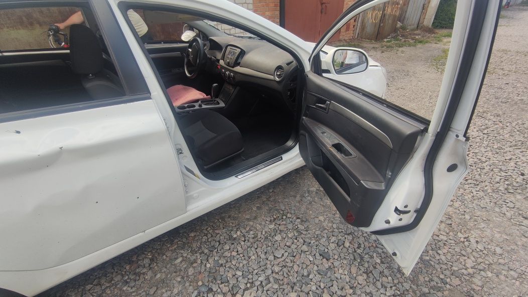 Автомобіль MG 350