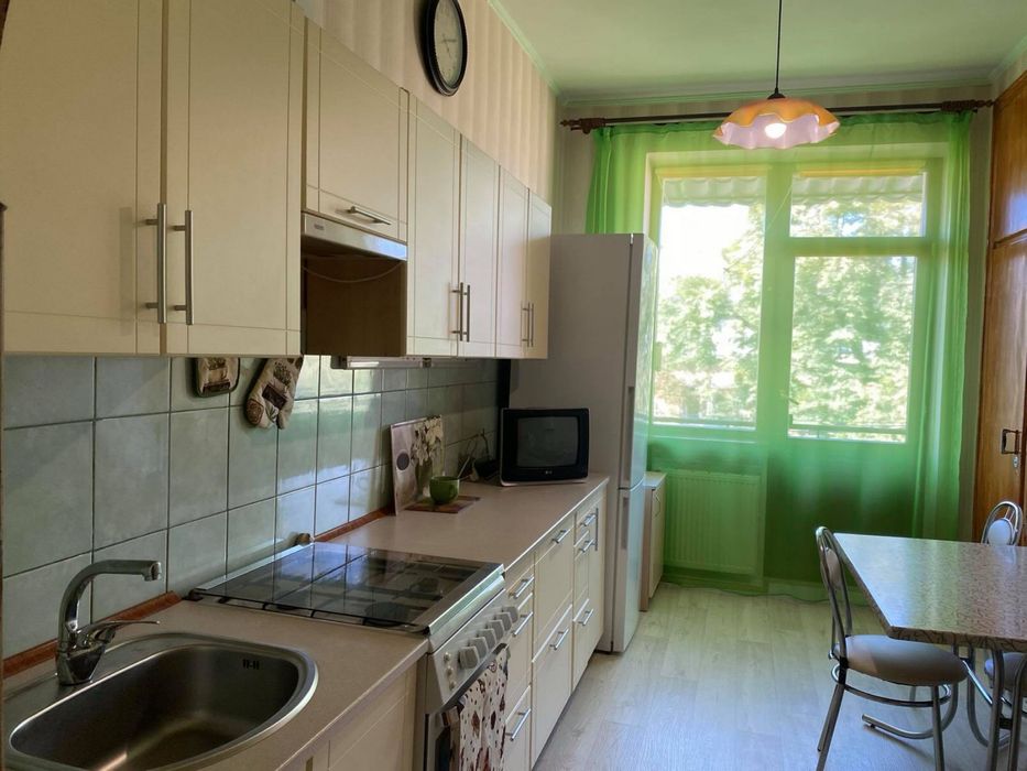 Здам 1 кімнатну квартипу в Галицькому районі