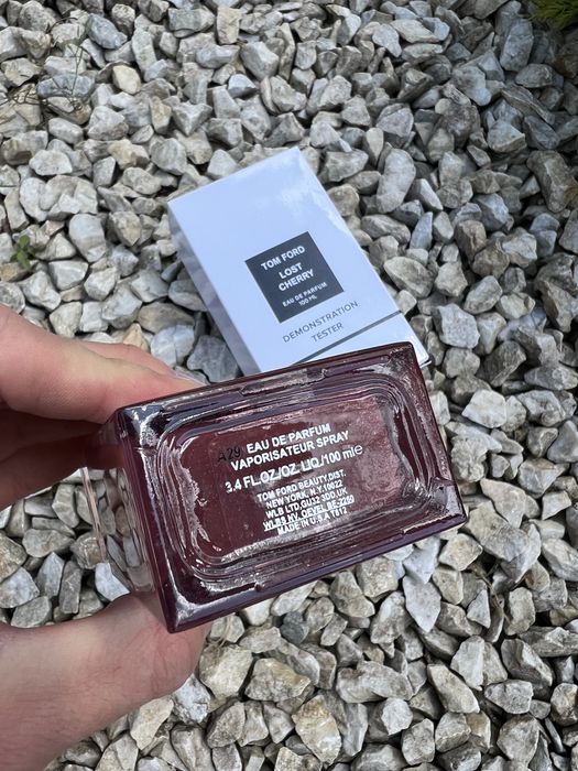 Парфуми духи Tom Ford Lost Cherry
