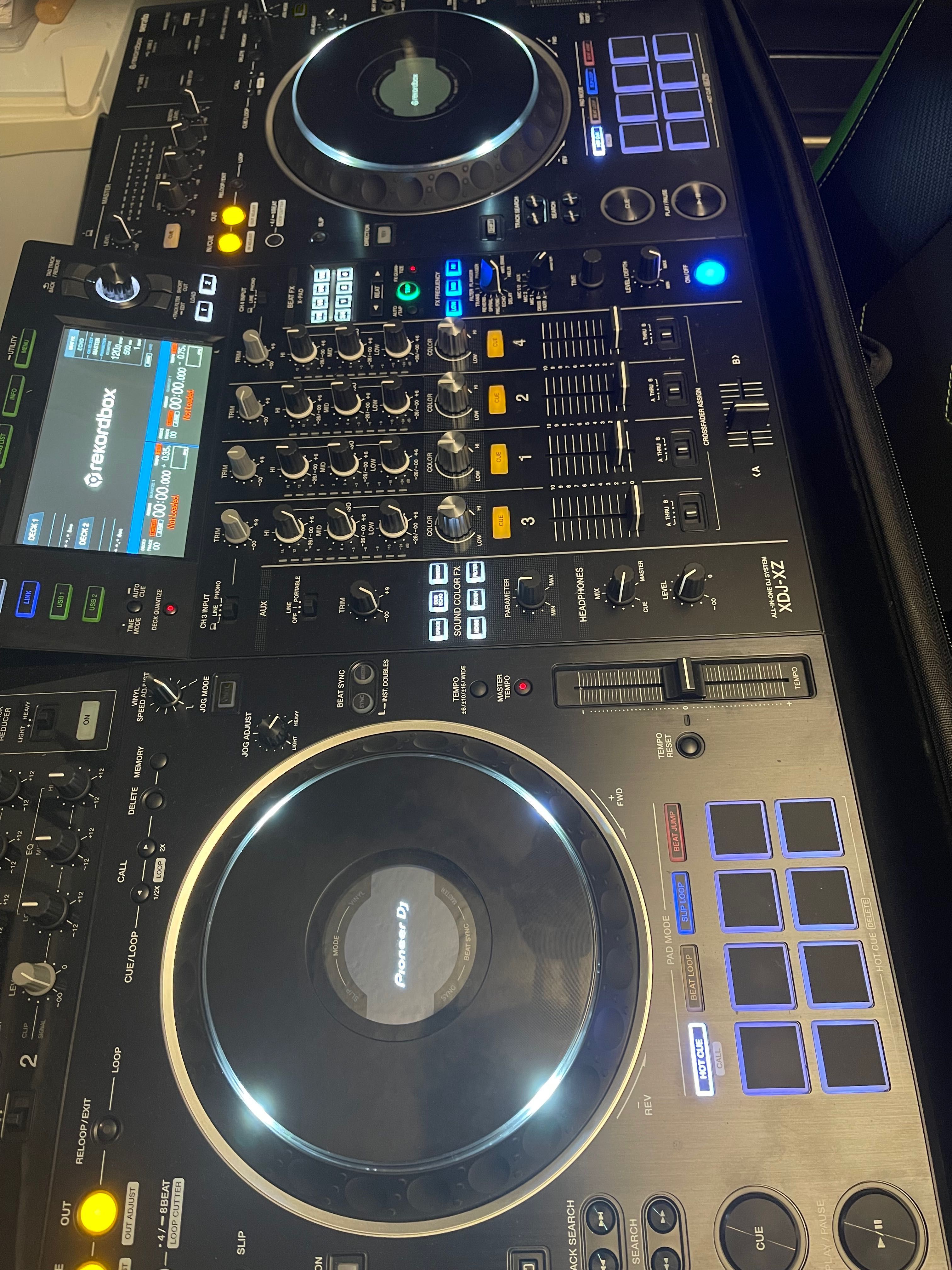 PIONEER XDJ XZ + Cover + Mala Magna 6 meses de Garantia