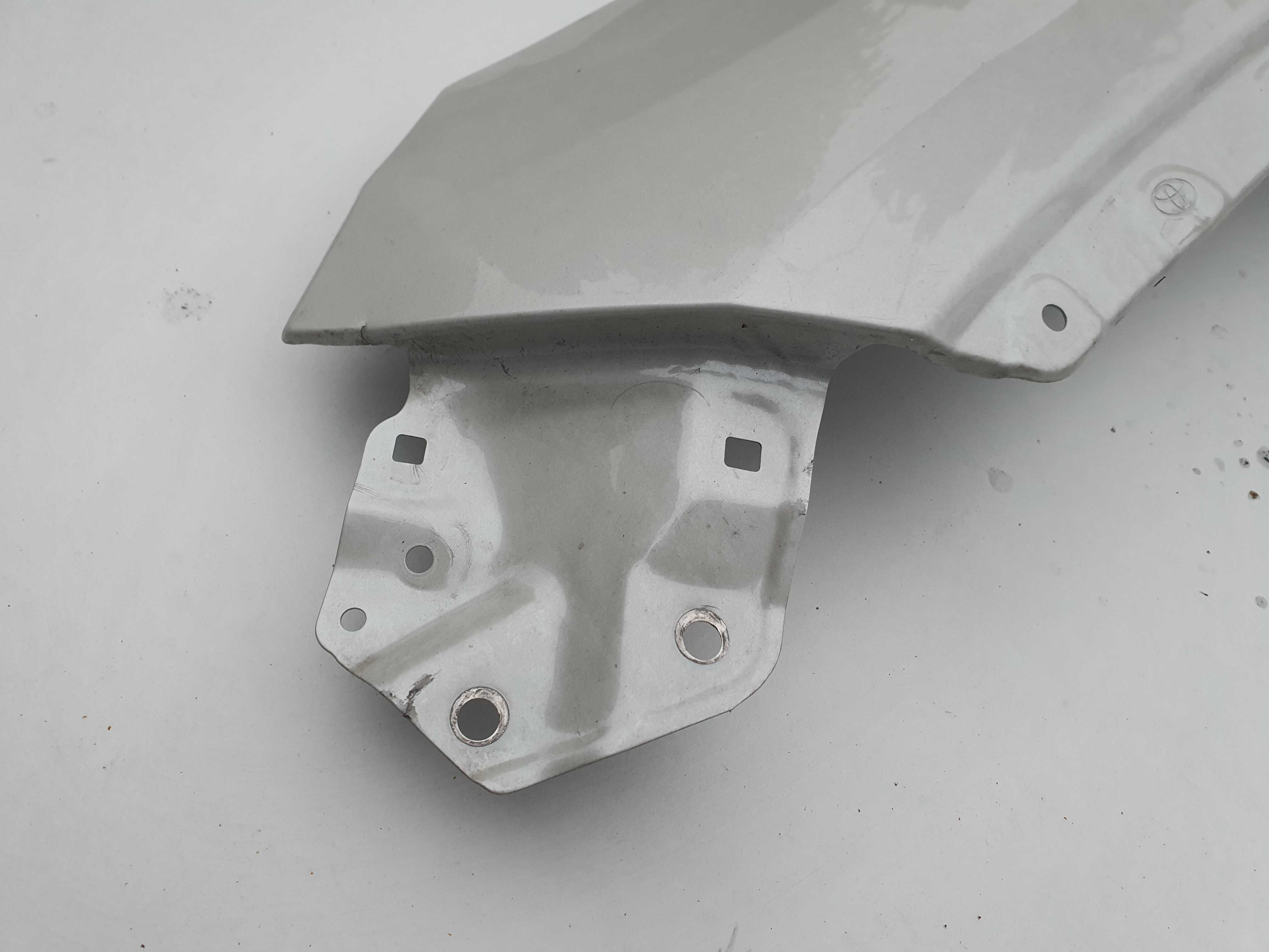 TOYOTA RAV4 V błotnik lewy oryginał 19-23