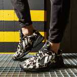 Buty Adidas YUNG-1 r. 43 EG8726 sUper męskie sneakersy Panterka