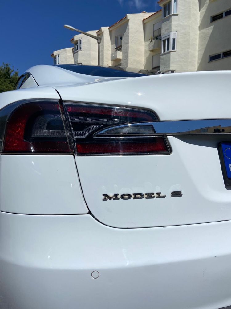 Tesla Model S para venda