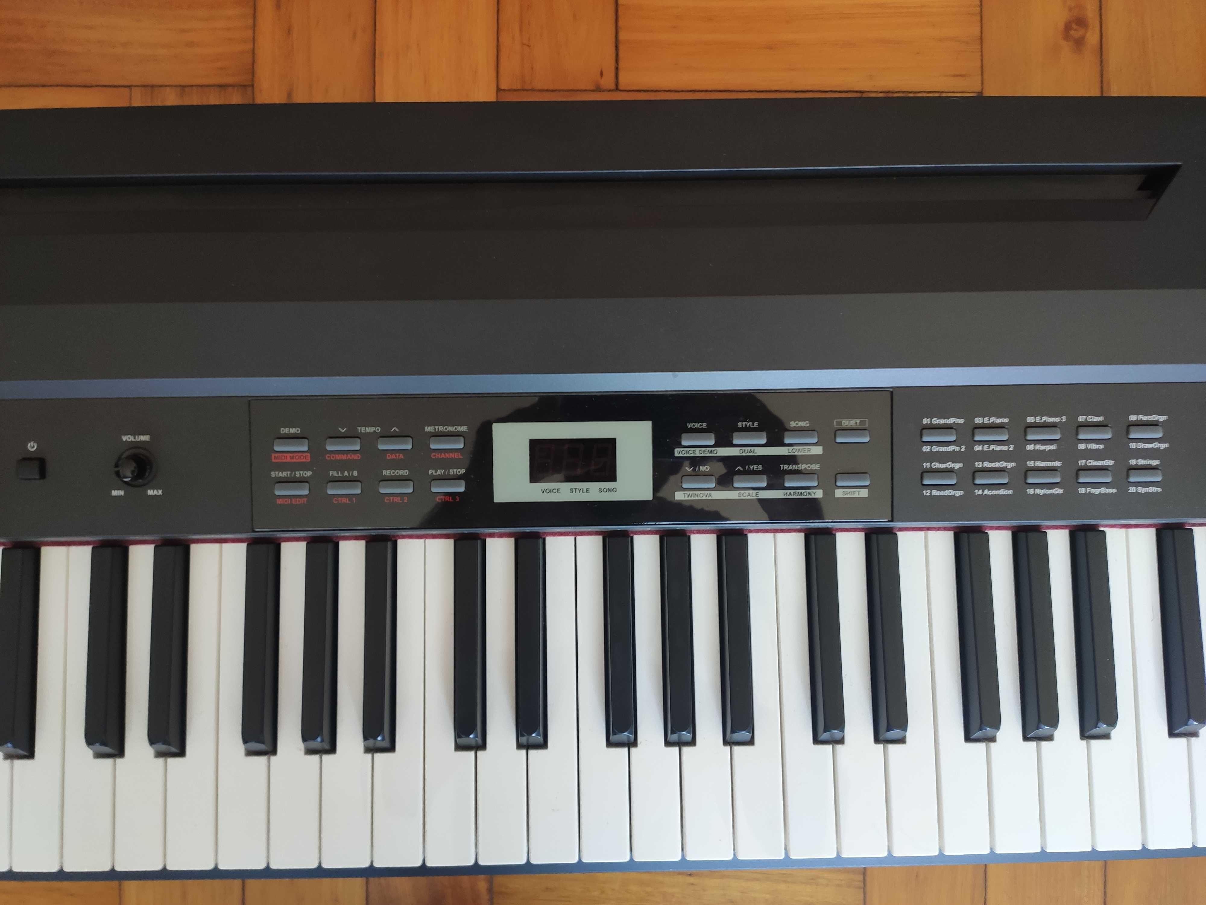 Piano Thomann DP-26