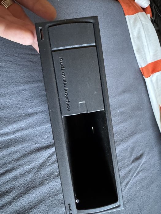 Audi music interface