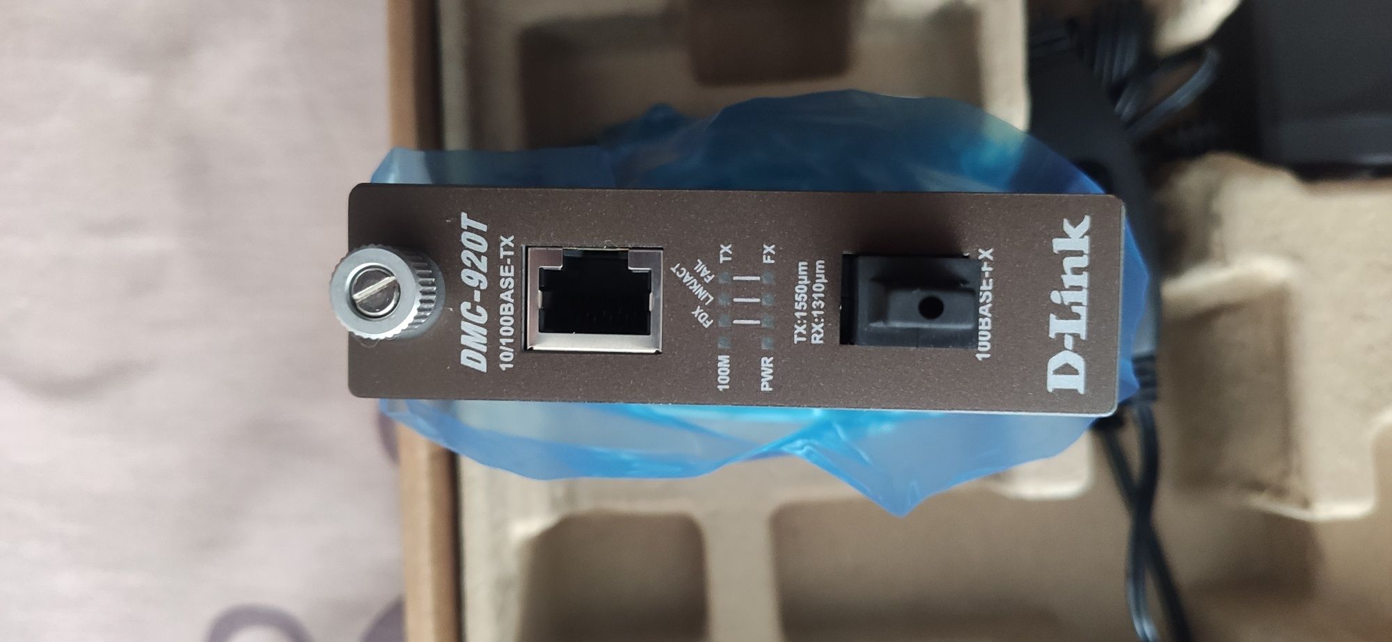 Медиаконвертер D-Link DMC-920T