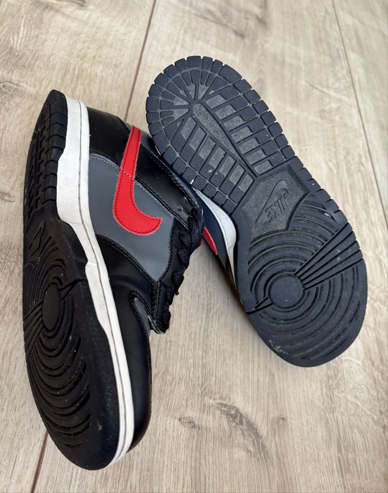 Buty Nike Dunki Low r. 36,5