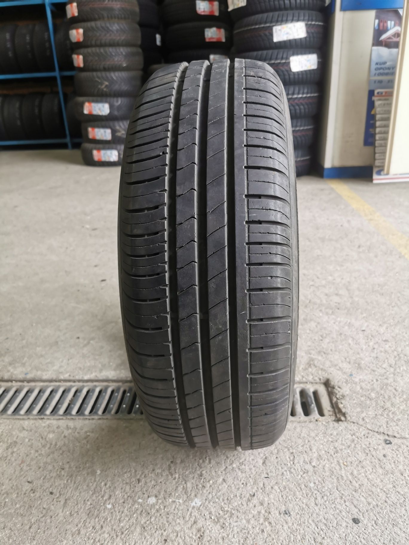 Opona 205/60R16 92V Hankook Kinergy Eco 7mm 2012r #137