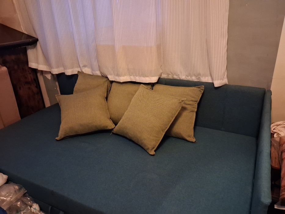 Tapczan z materacem kieszonkowym