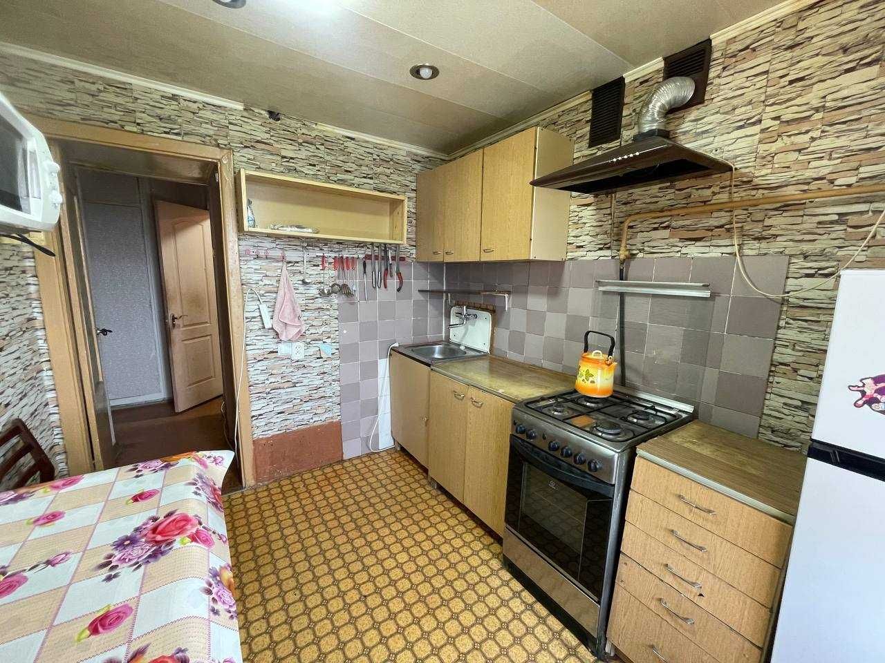 Продам 2-кімнатну квартиру в центрі міста по вул. Пушкіна