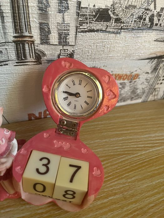 Вечный календарь настольный + часы