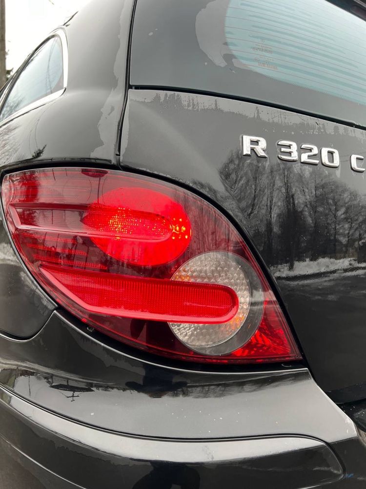 Фонарь Стоп Ліхтар Лівий Mercedes W251 2006-2009