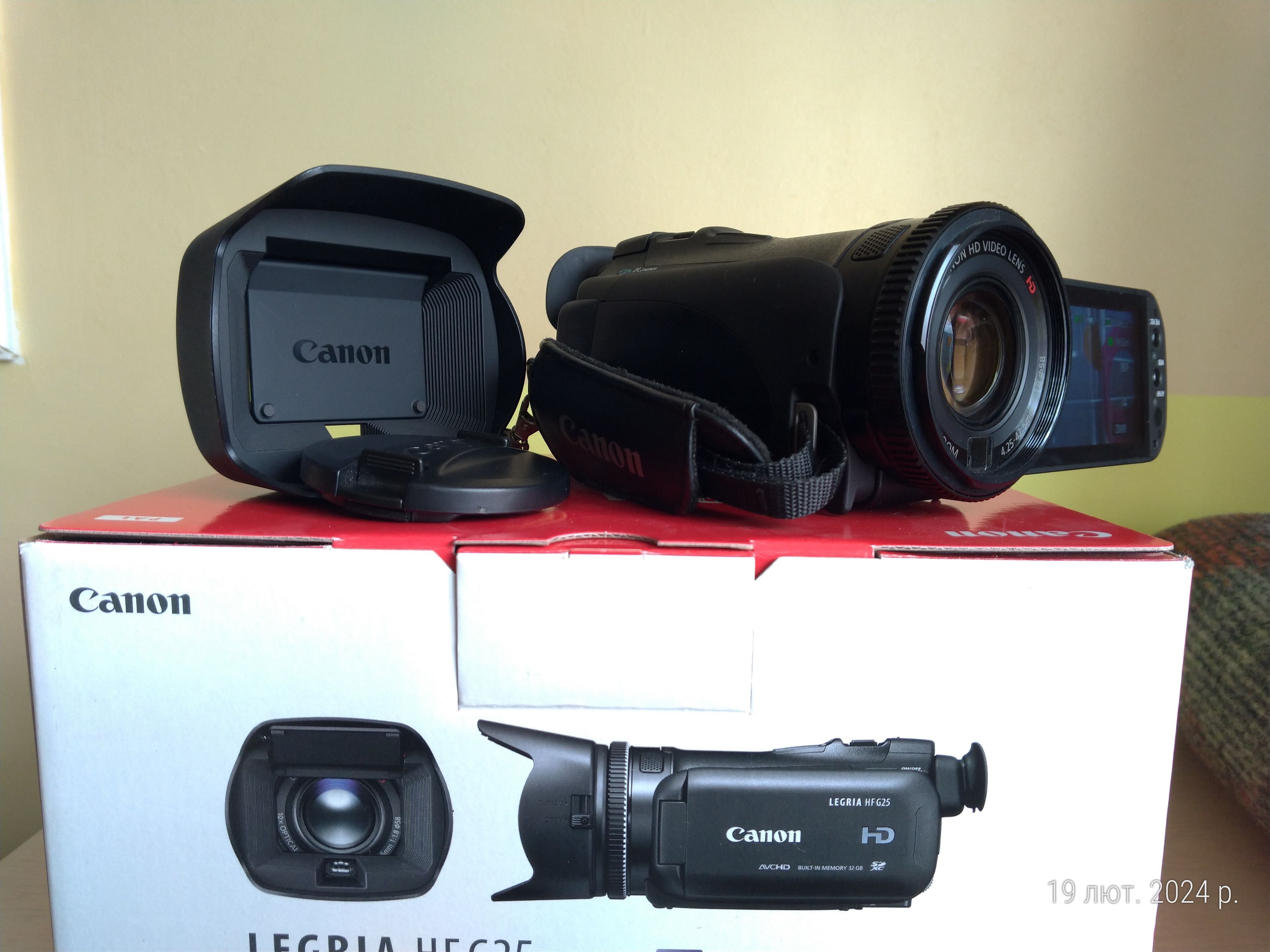 Відеокамера Canon Legria HF G25