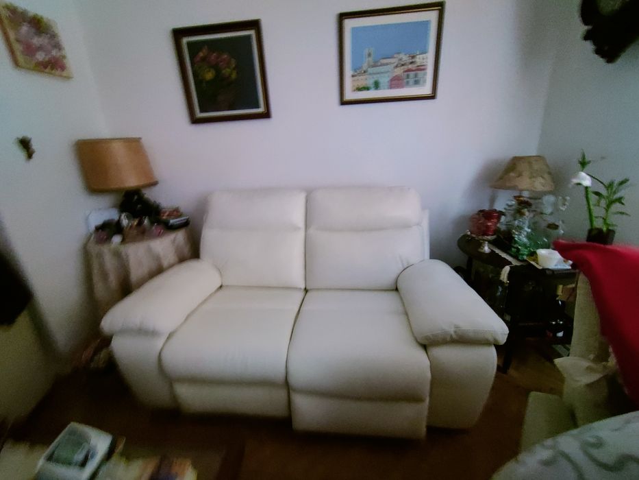 Novo preço sofá com relax de dois lugares com pouco uso