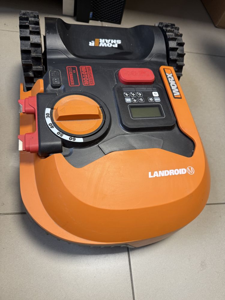 Robot koszący WORX Landroid M700m2