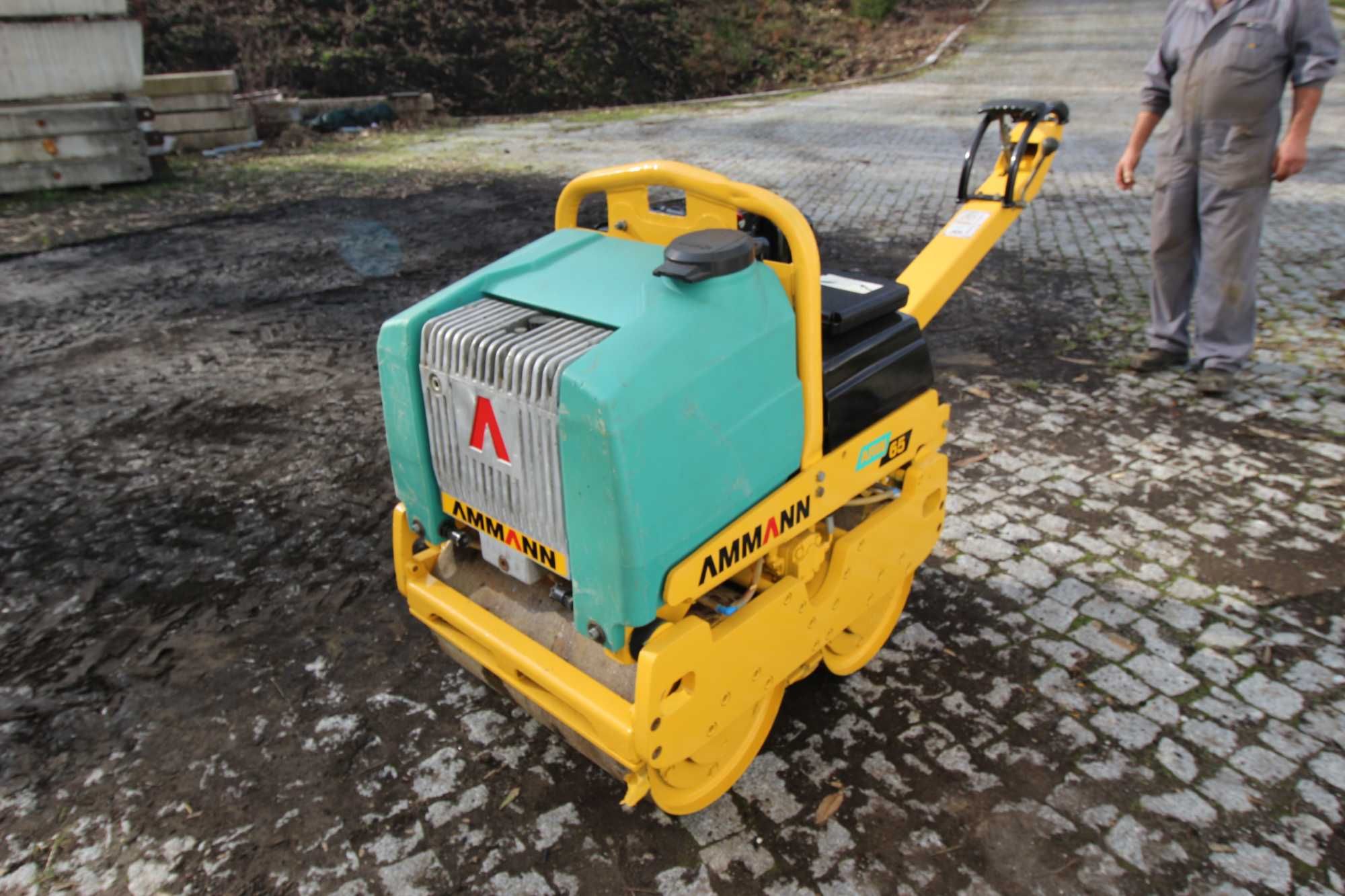 Cilindro Compactador AMMAN ARW65 para terra e Asfalto ( motor Yanmar)