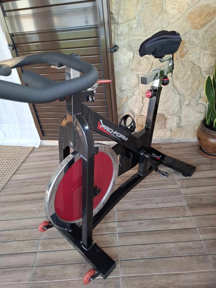 Bicicleta Fitness estática, para exerciçio fisico,