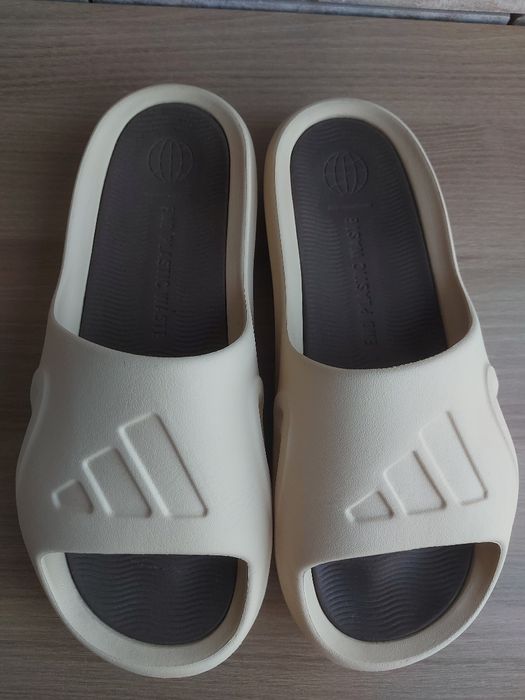 Шльопанці Adidas, взуття Adidas