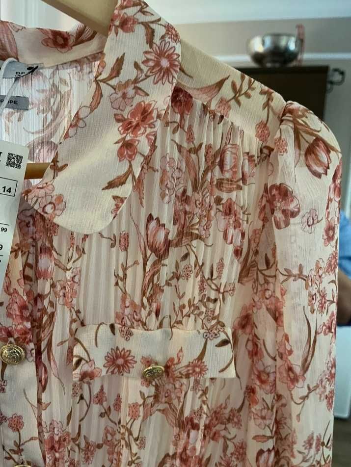 Reserved sliczna plisowana morelowa sukienka w kwiaty XL