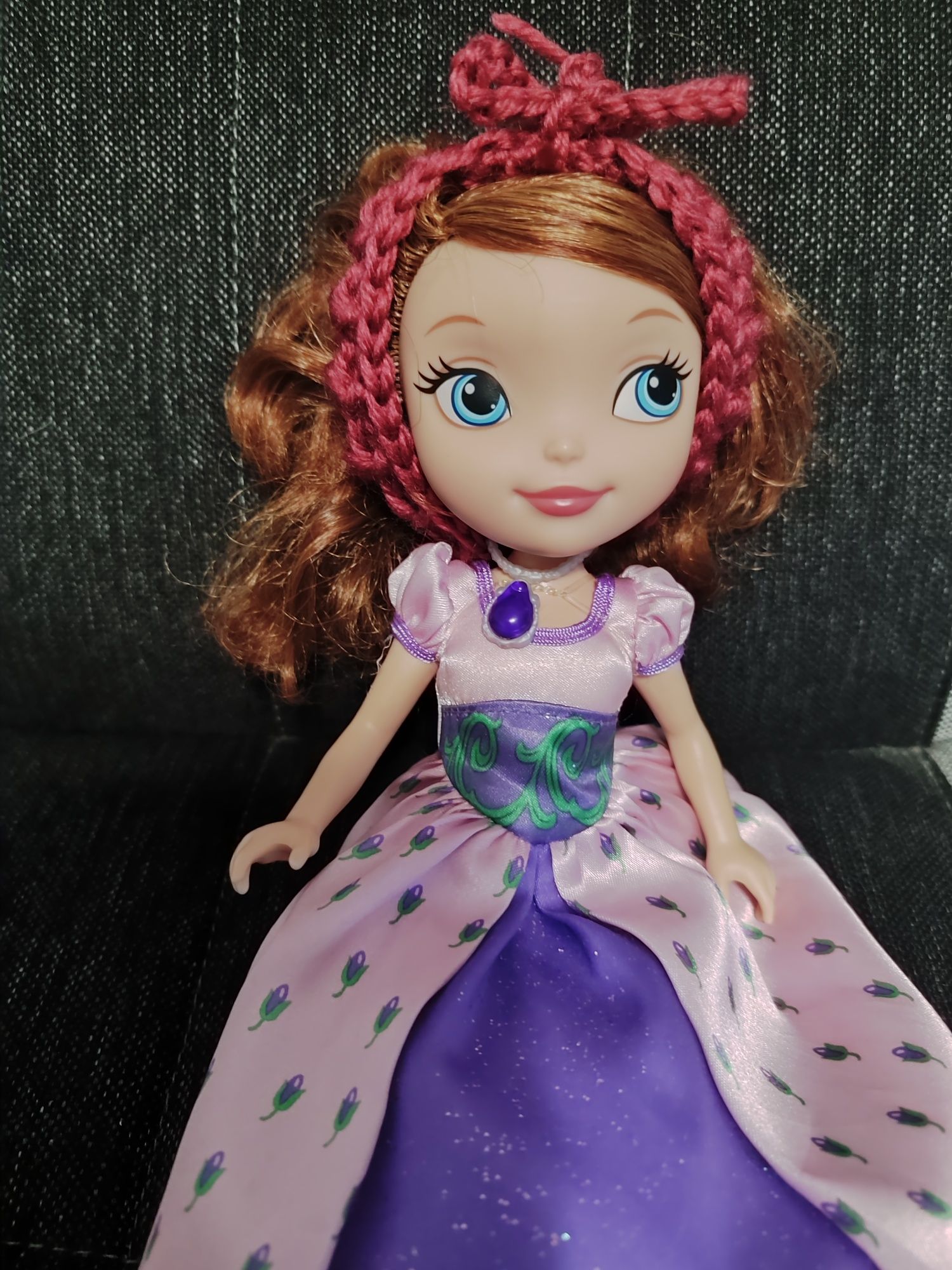 Sprzedam lalkę 26 cm Disney