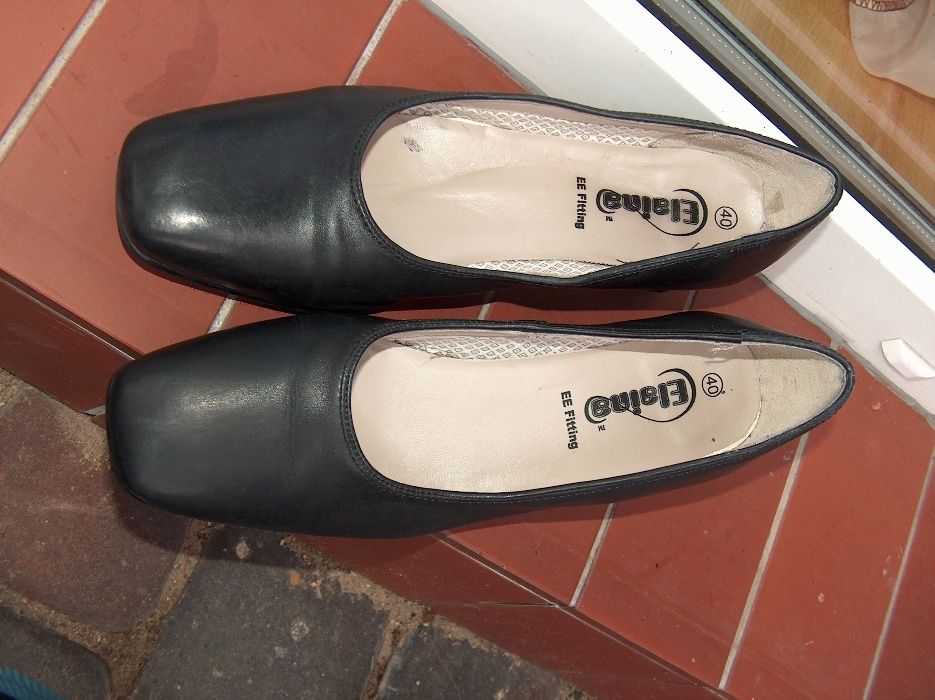 skórzane buty rozmiar 40 klasyczne czółenka Elaine