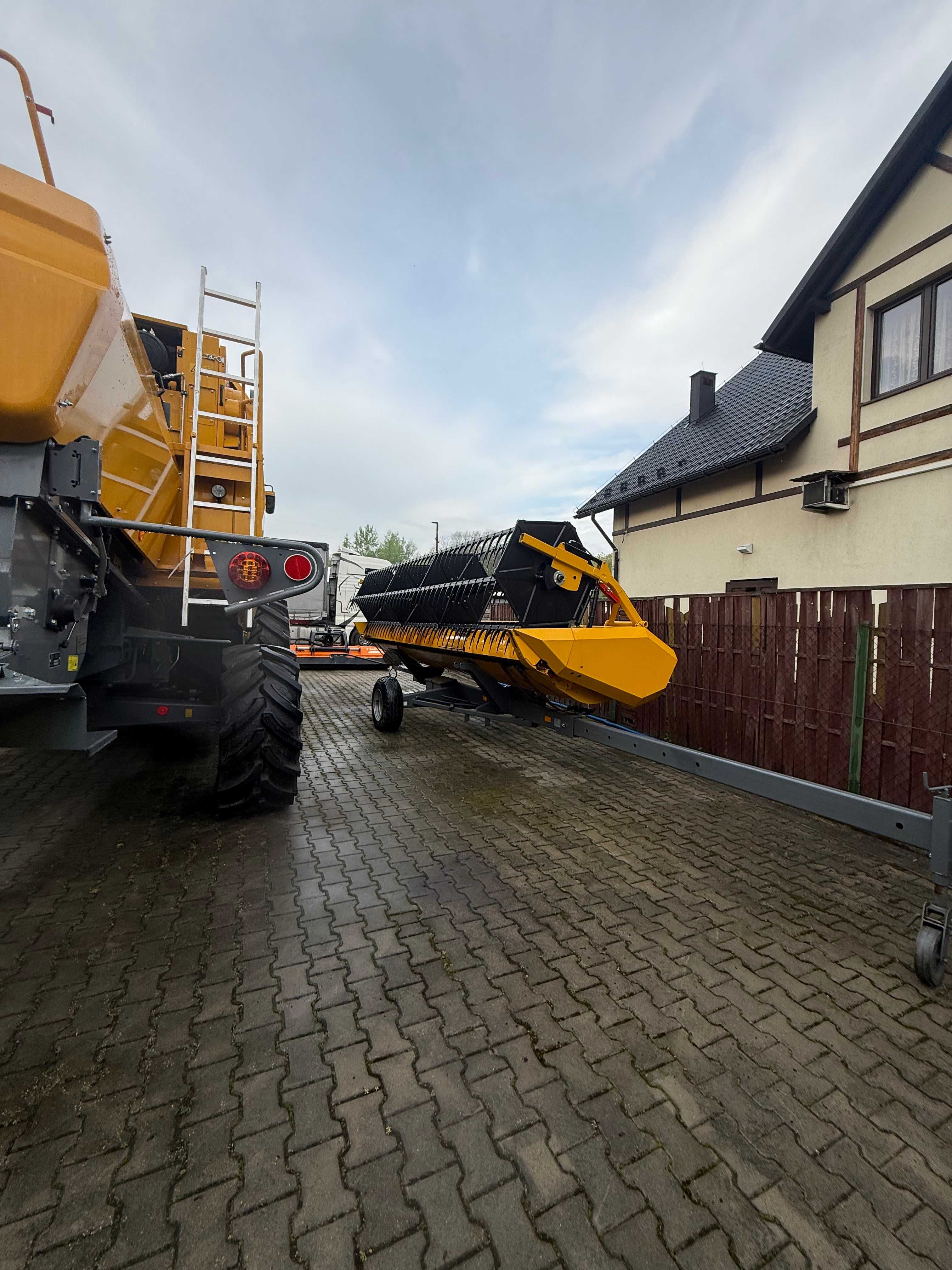 Kombajn SAMPO C12, Nie Class, New Holland rok produkcji 2024