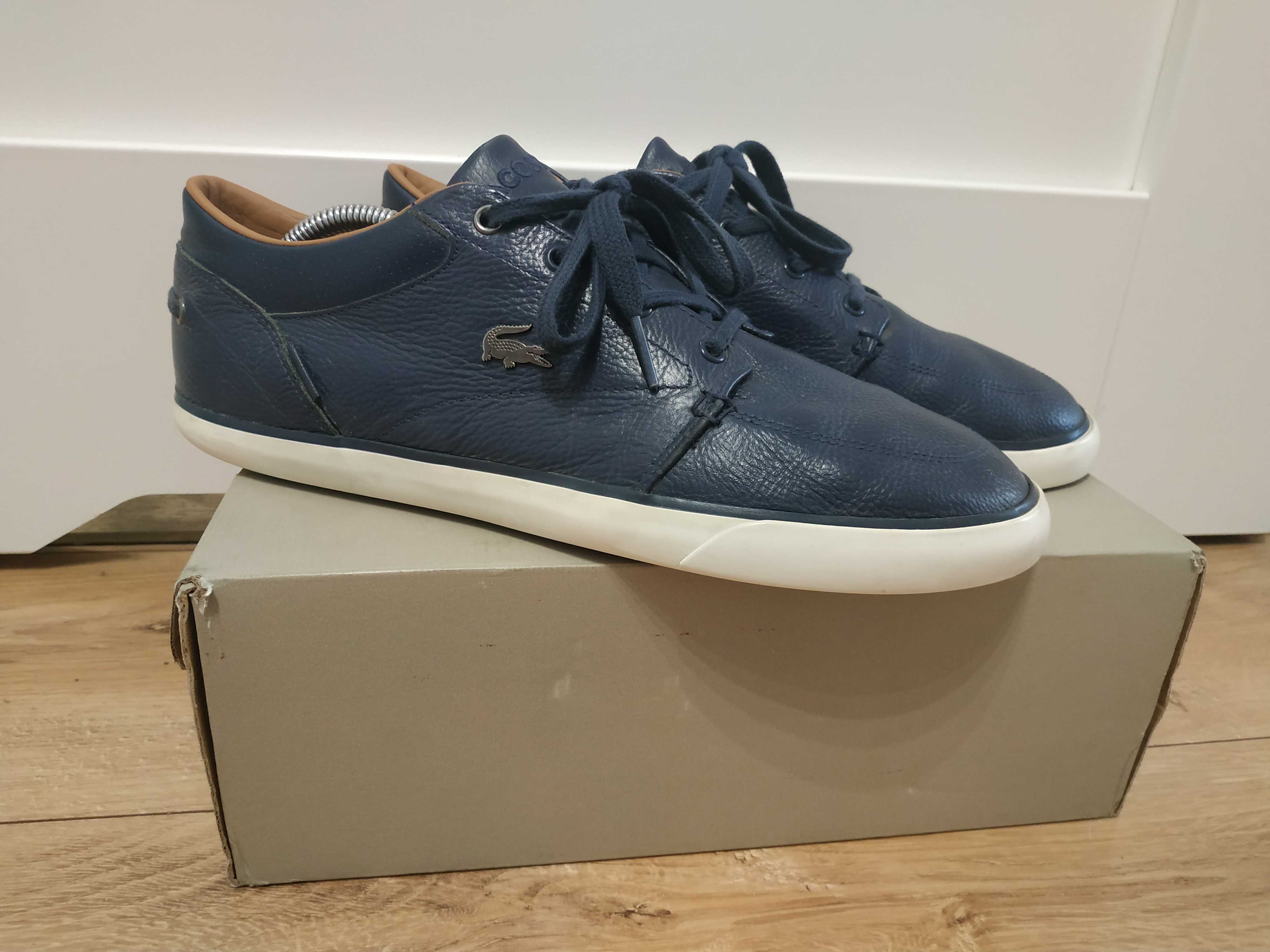 Granatowe buty Lacoste, rozmiar 42, stan bardzo dobry