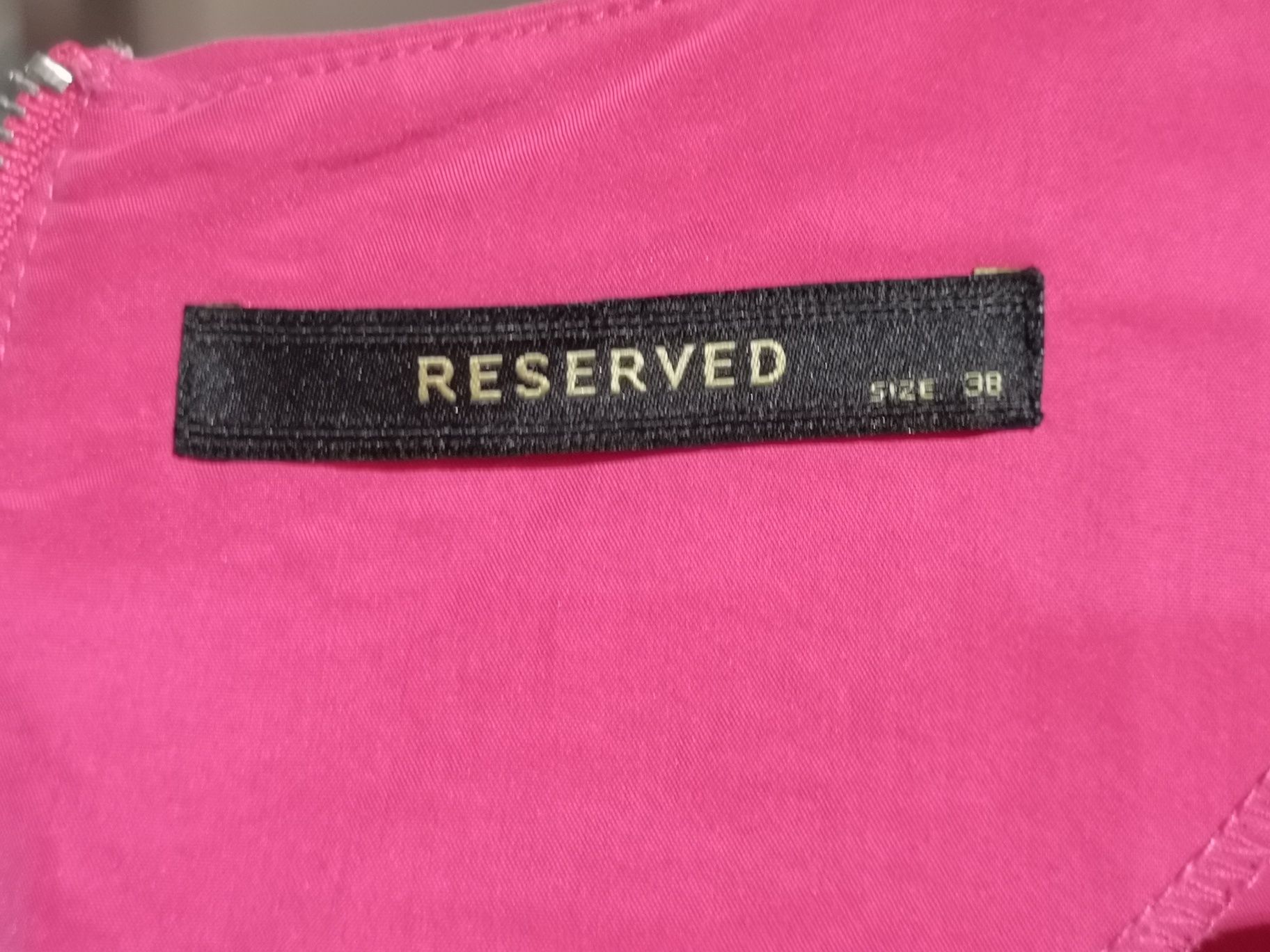 Sukienka różowa Reserved r. 38