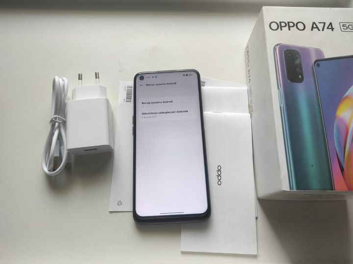 OPPO A74 5G wizualnie jak nowy,6GB RAM/128GB ROM,bateria ok 3dni,szkło