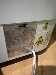 Desumidificador MEI DH 5520 (30 m2 - 4 L - 20 L/dia)